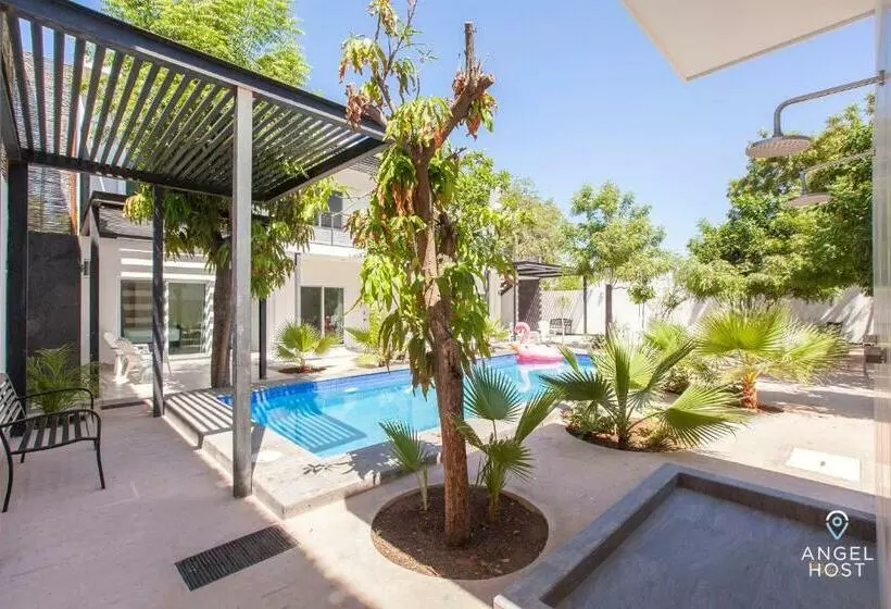 Retkeilymaja Downtown Studio Pool Bbq Near All The Hotspots