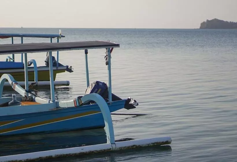 Hotelli Bleu Mathis Gili Asahan