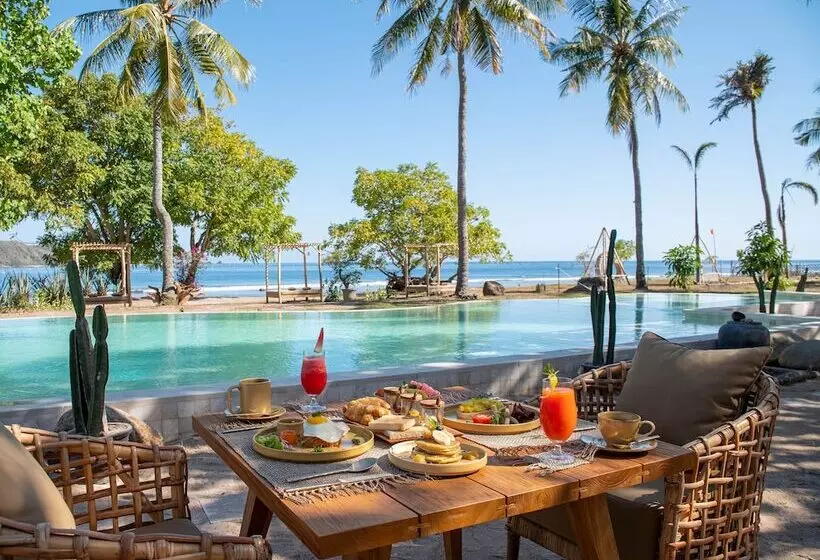 Hotelli Bleu Mathis Gili Asahan