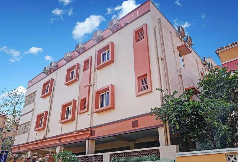 בית מלון כפרי Collection O Orchid Residency Medavakkam