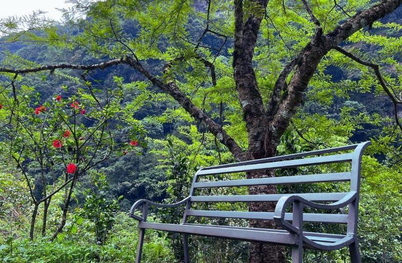 Hotel The Mandarine Retreat