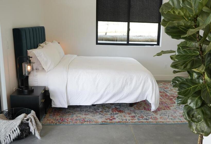 펜션 Hidden Hacienda