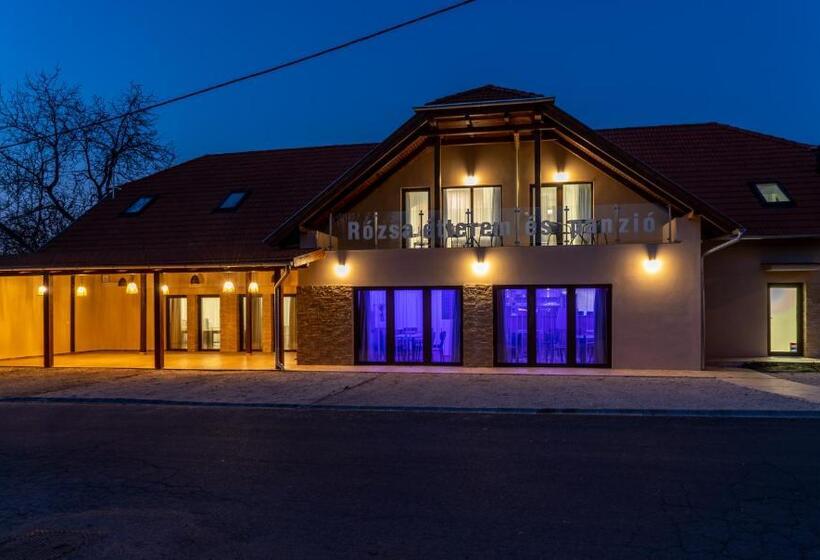 צימר Rózsa étterem & Panzió