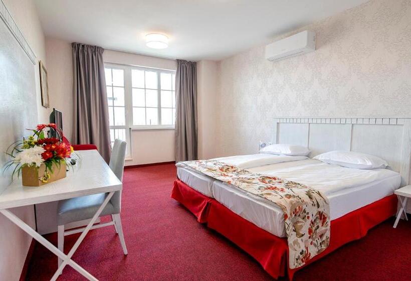 호텔 хотел глемпинг алианс