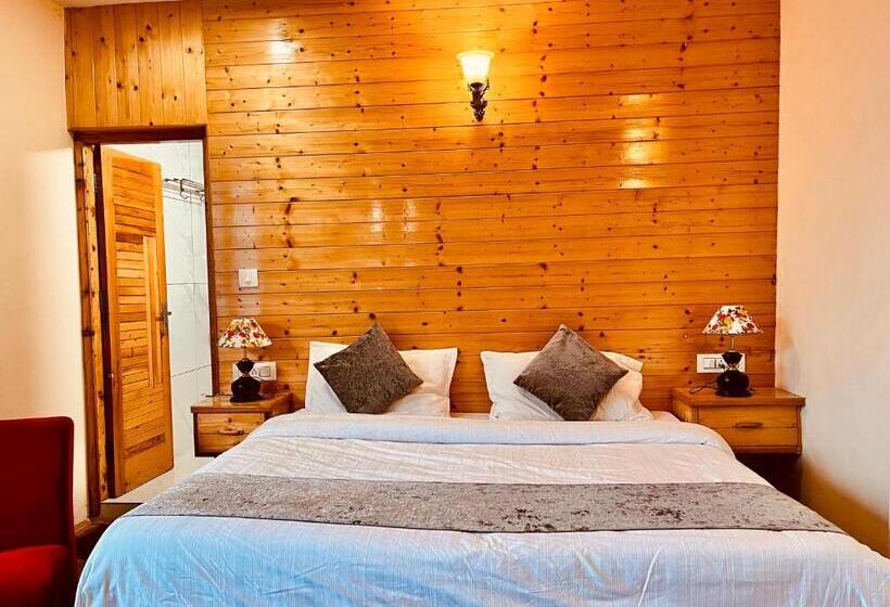 Отель Kartik Cottage, Manali   A Blissful View From Entire Cottage