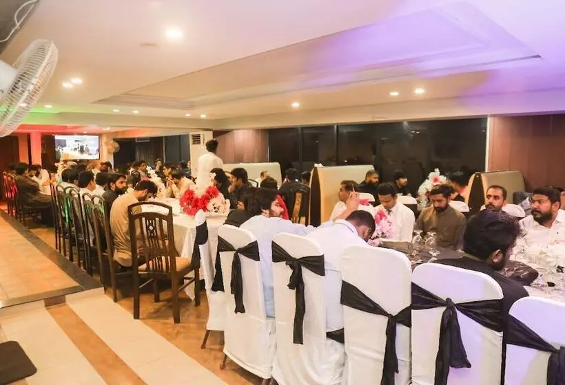 Oban Hotel Multan  Managed By Goho