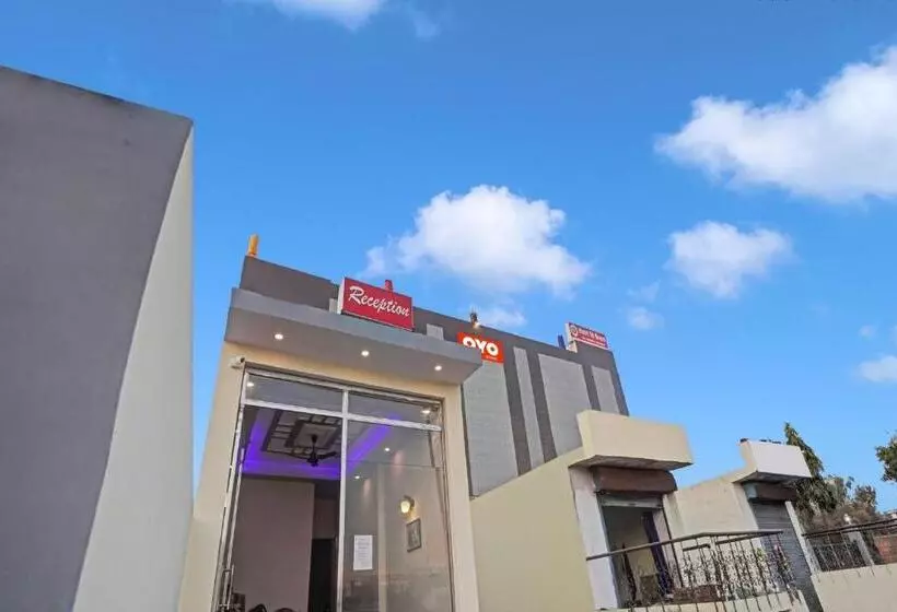 Flagship Hotel Sd Grand