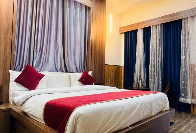 Merriment The Three Heavens Resort