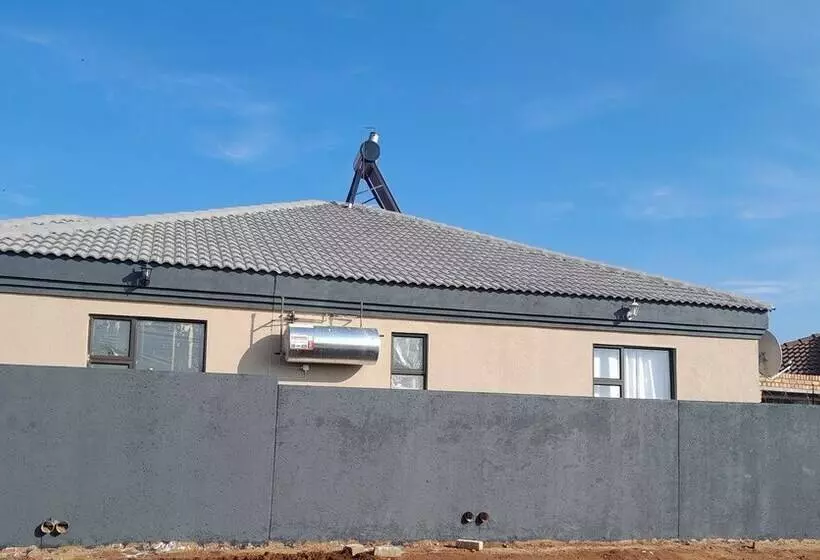 Majatalo Odinburg Guest House