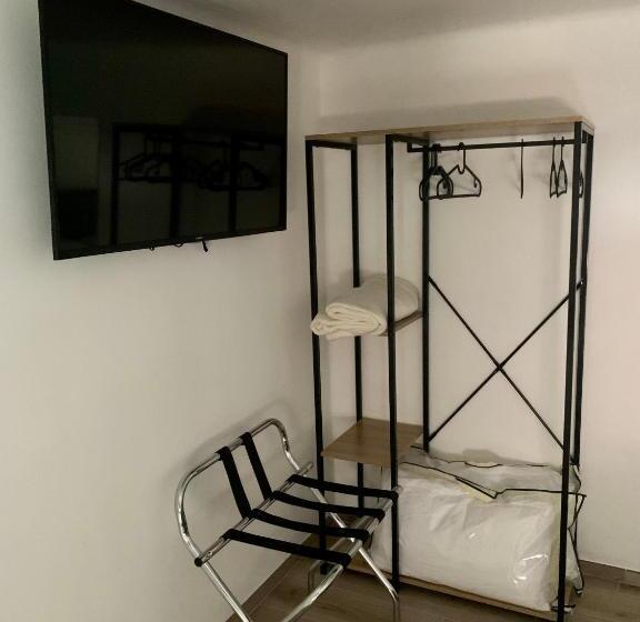 پانسیون Visavi  Luxury Room