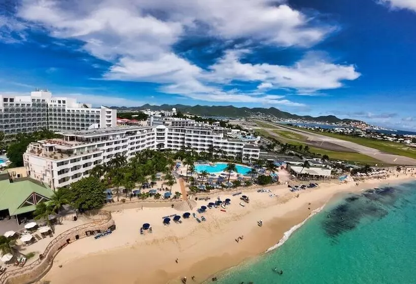 Royal Islander Club Resort La Plage