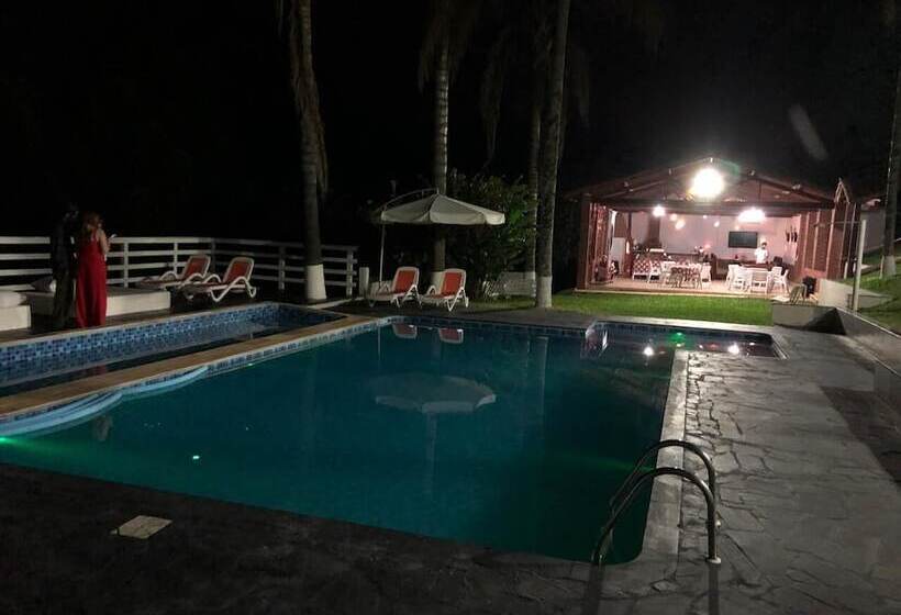 הוסטל Pousada Boutique Mercedes