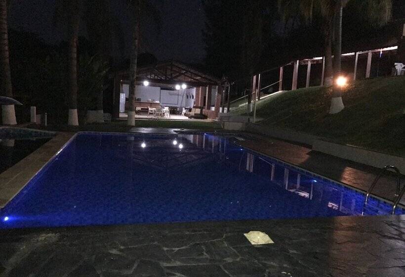 הוסטל Pousada Boutique Mercedes