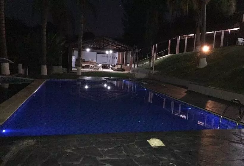 ユースホステル Pousada Boutique Mercedes