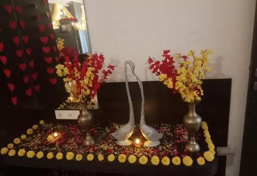 ホテル Aditya