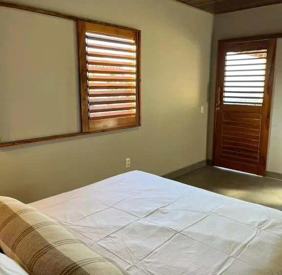 ペンション Lyttos Bungalows