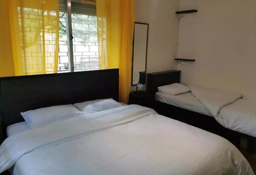 Ramallah Hostel