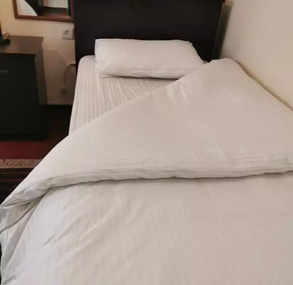 Ramallah Hostel