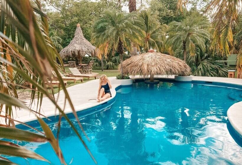 The Happy Coconut Resort