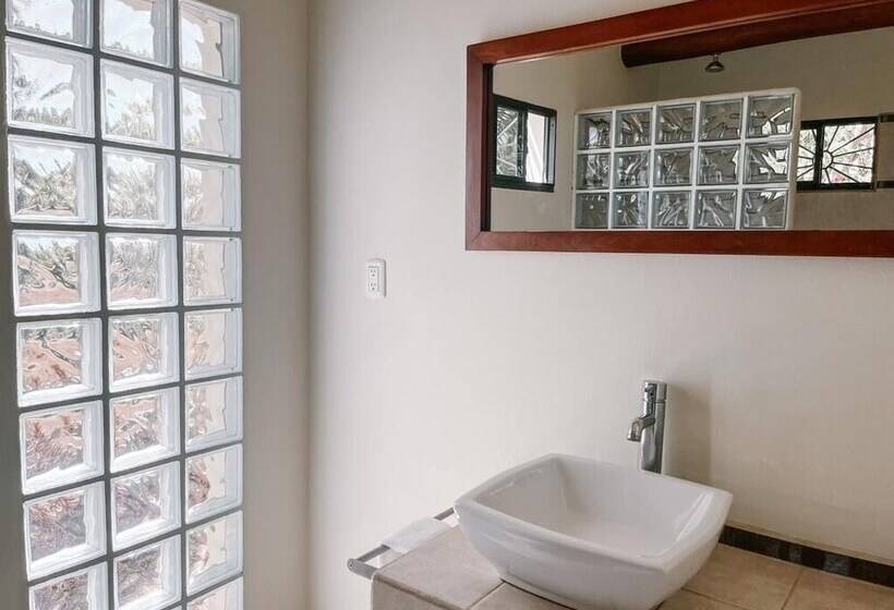 The Happy Coconut Resort