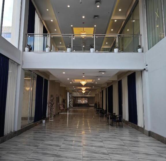 هتل Andijon International