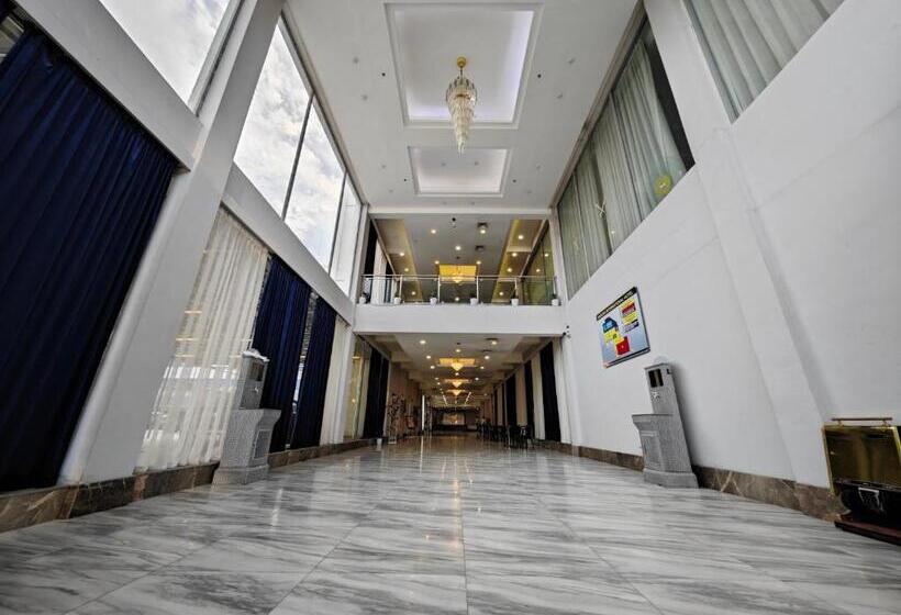 هتل Andijon International