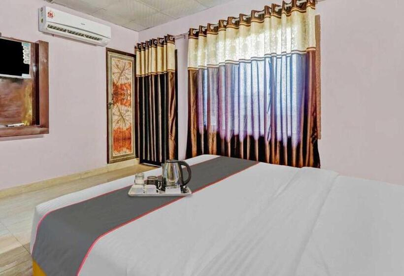 ホテル Collection O 806805  Mars Inn