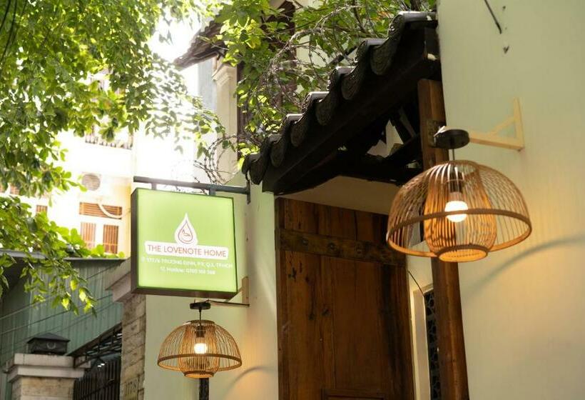 هتل کپسول The Lovenote Home