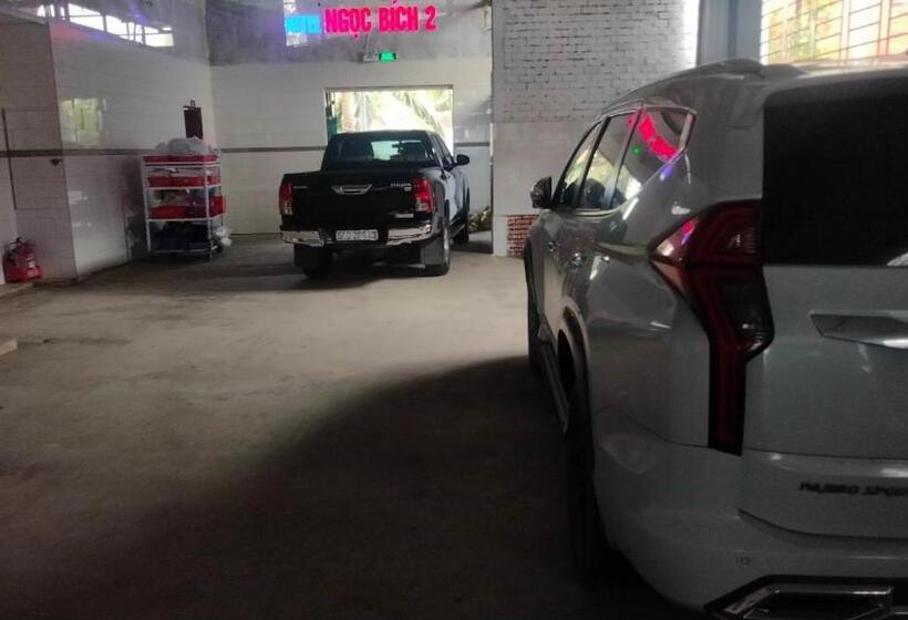 هتل Khách Sạn Ngọc Bích 2