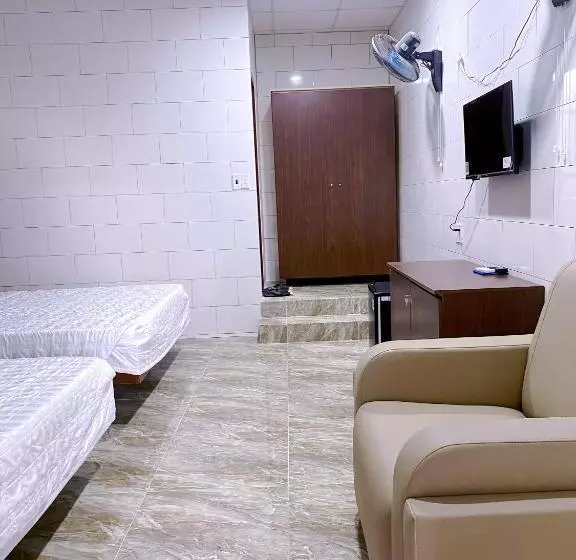 هتل Khách Sạn Ngọc Bích 2