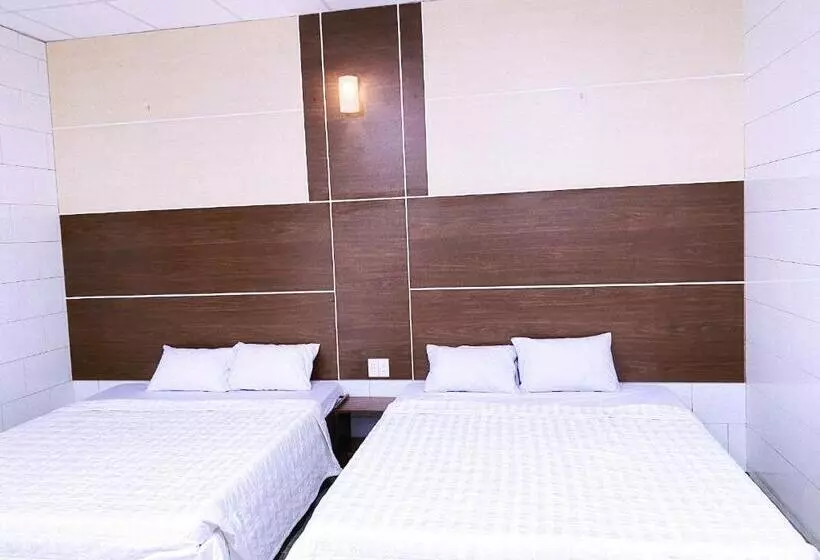 هتل Khách Sạn Ngọc Bích 2