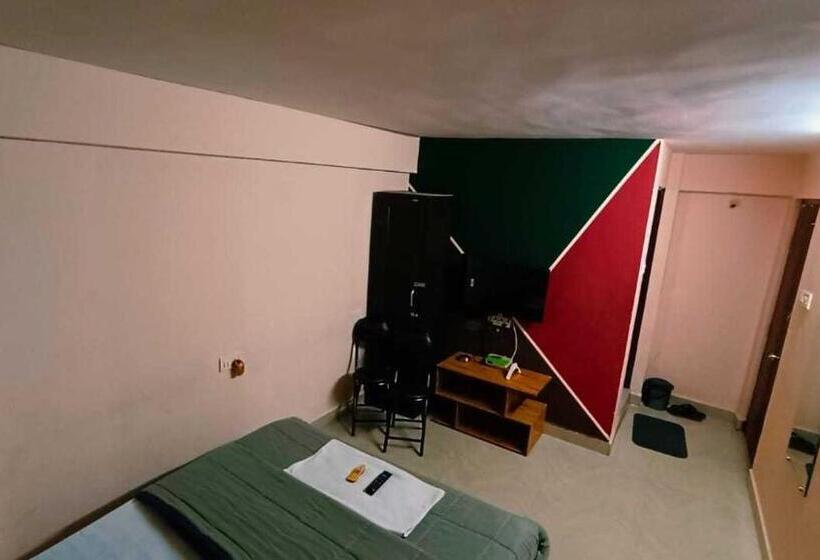 호텔 Oyo 80628j Four King