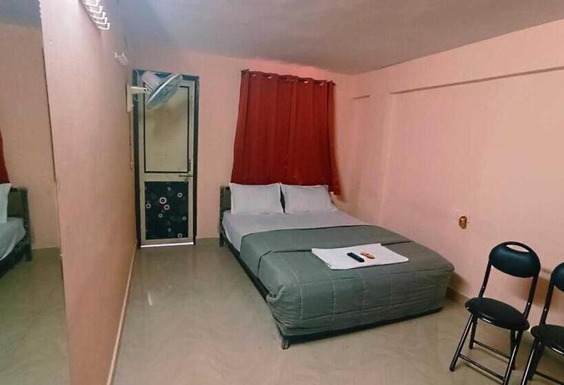 호텔 Oyo 80628j Four King