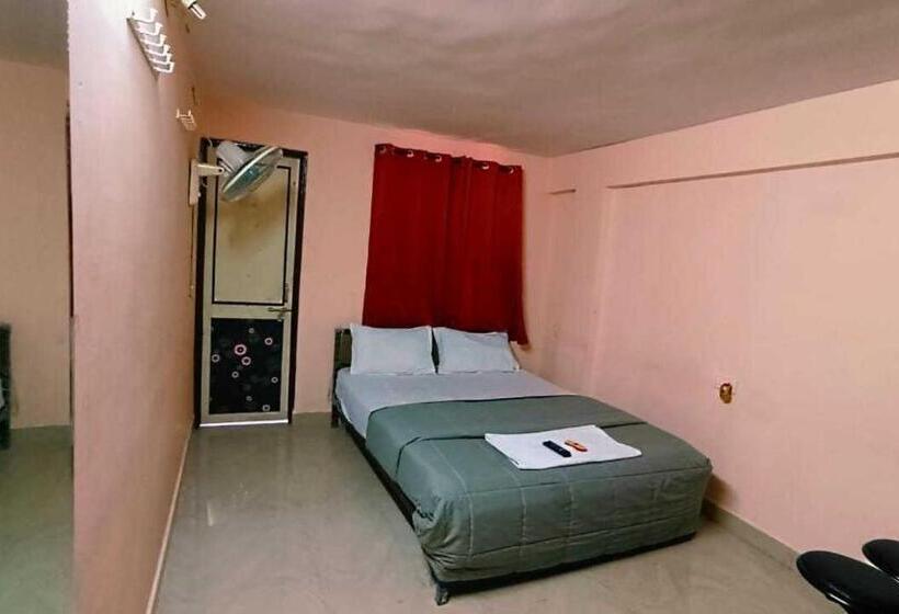 호텔 Oyo 80628j Four King