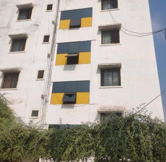 호텔 Oyo 80628j Four King