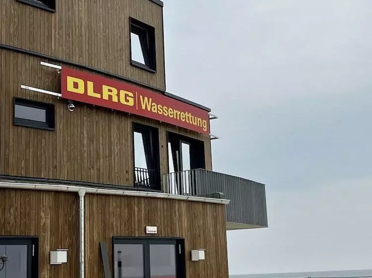 ホテル Surf Rescue Club