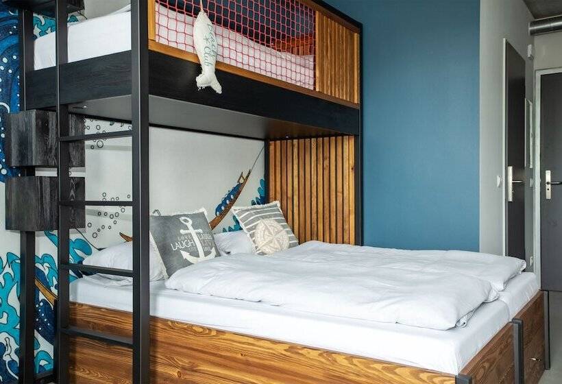 酒店 Surf Rescue Club