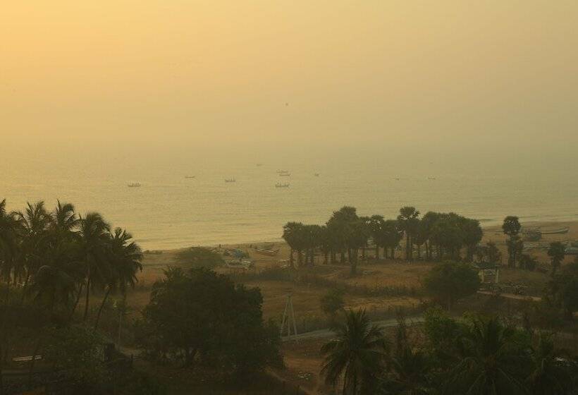 Misty Ocean A Bergamont Group Of Hotels