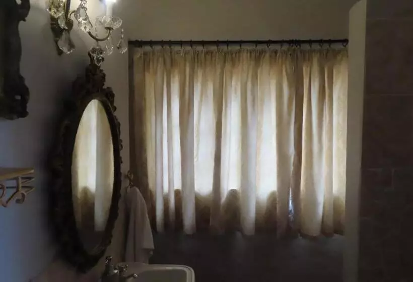 ペンション Blue Bell Guesthouse