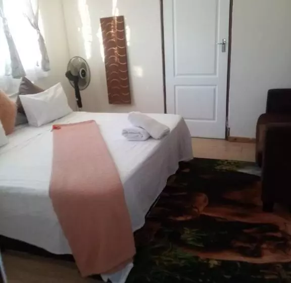 ペンション Gh Redpillars