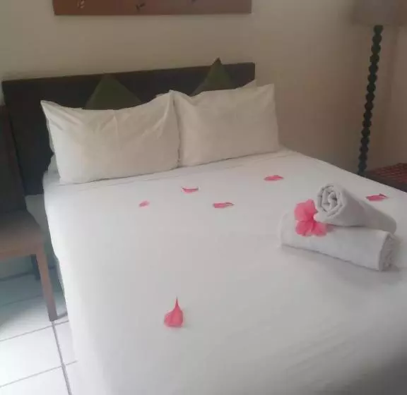 ペンション Gh Redpillars