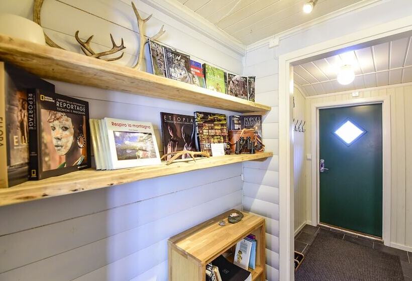 旅馆 Kongsfjord Arctic Lodge