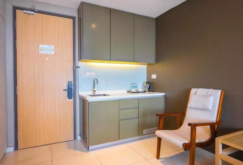 هتل Greystone 99 Suites