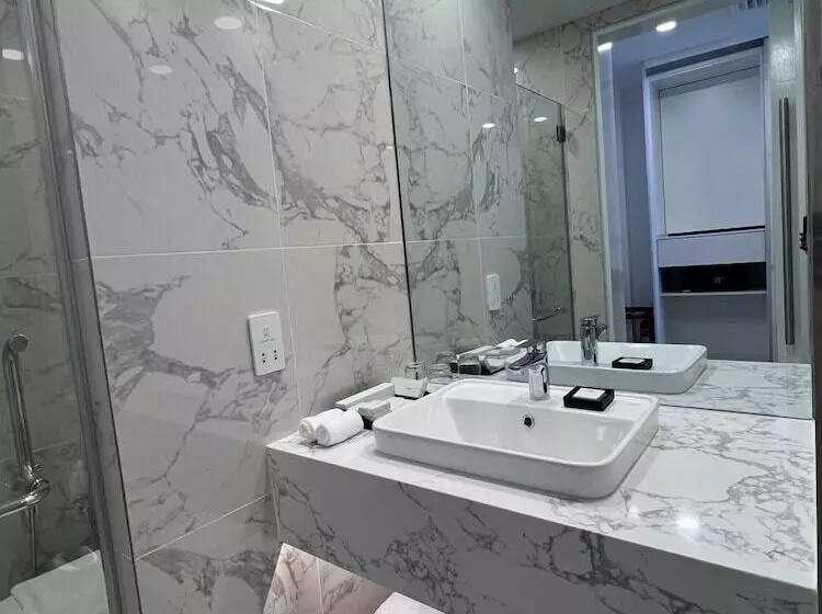 ホテル The Riyaz Lavanya