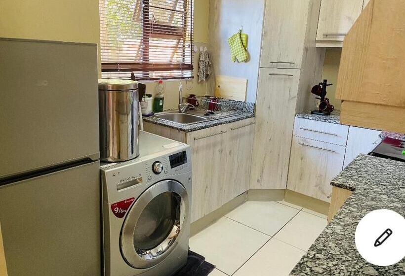 بنسيون Snamel Guest House Waterfall