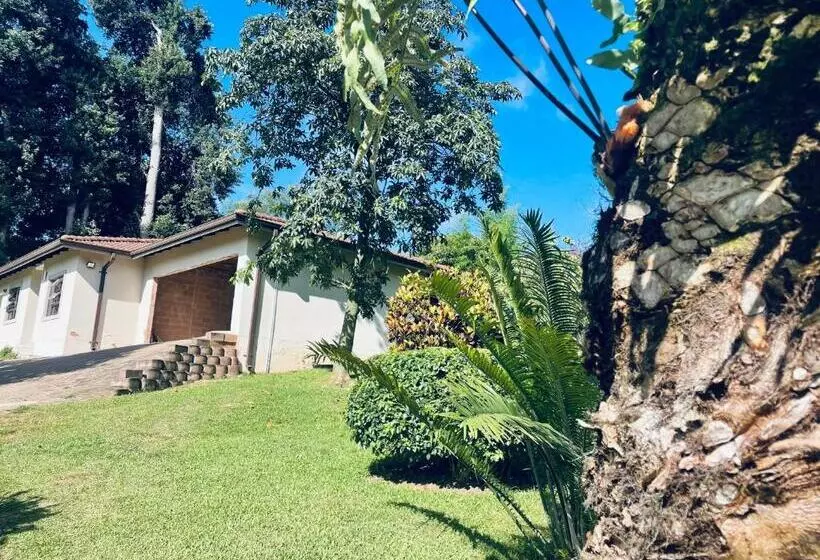 Majatalo Snamel Guest House Waterfall