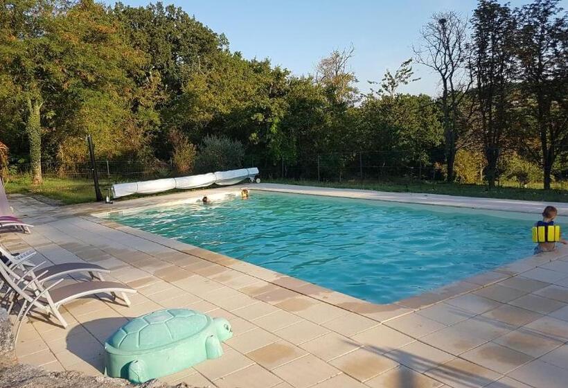 Bed and Breakfast Château De Lacenne