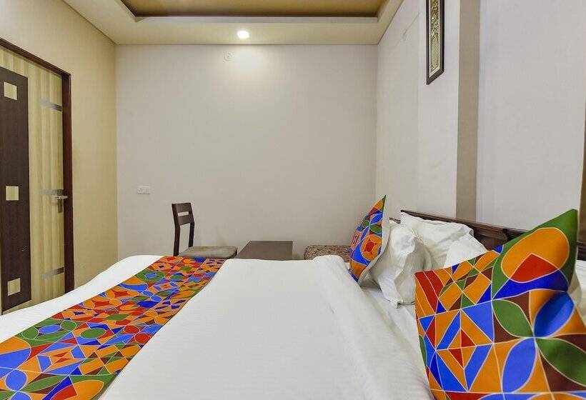 Fabhotel Gurukripa
