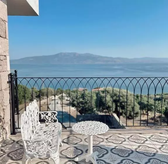 ホテル Assos Gazebo
