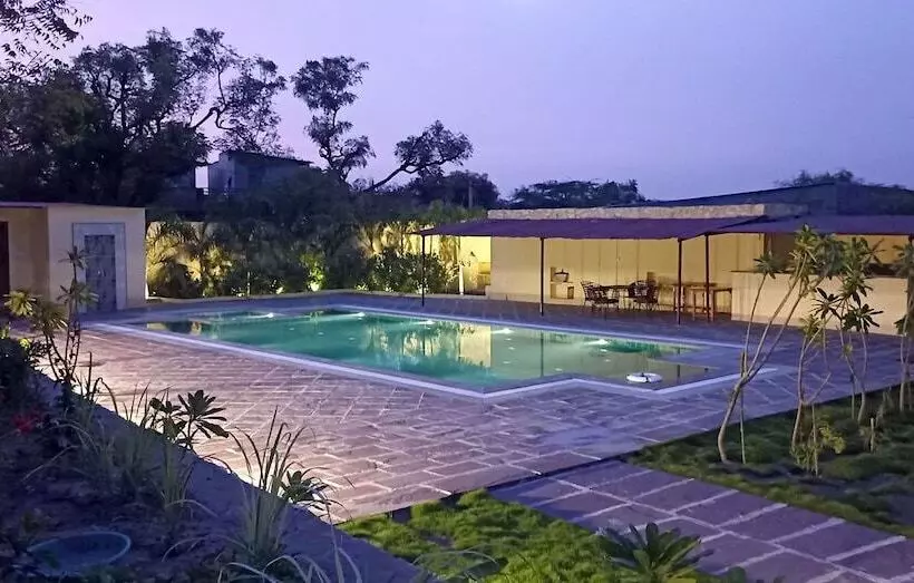 ホテル Fort Chabariya